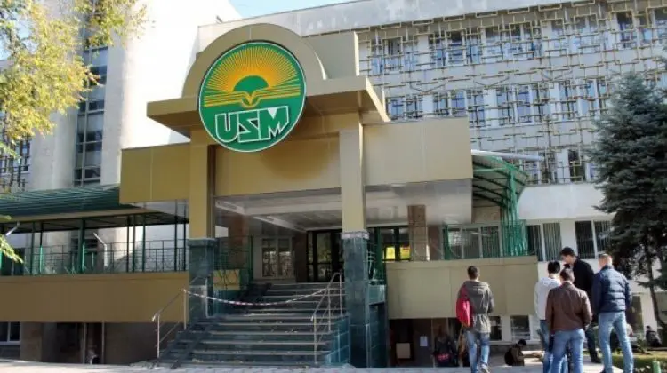 Consiliul de Administraţie al USM cere confirmarea rectorului ales, Igor Şarov
