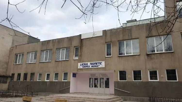 Primăria anunță despre reparația a 14 licee din capitală în cadrul unui proiect de „eficiența energetică”