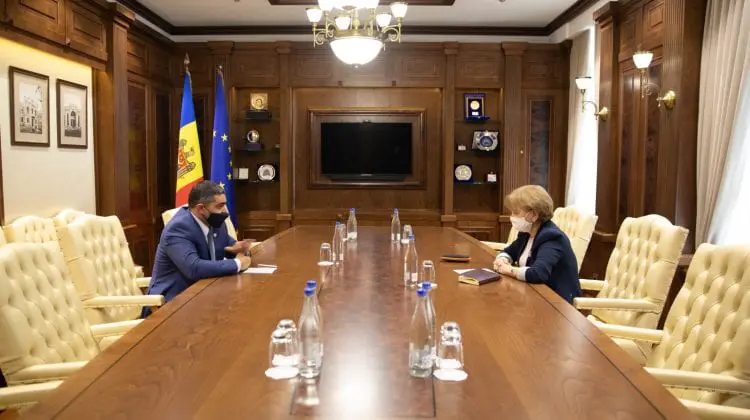 PSRM își aduce aminte de Găgăuzia din nou în prag de alegeri. Ce i-a promis Greceanîi lui Vladimir Kîssa
