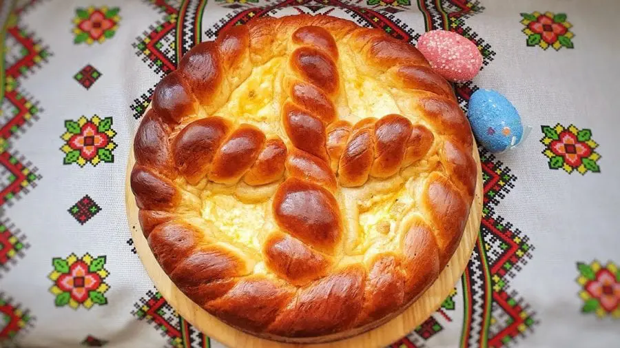 Tradițiile vechi spun că în Joia Mare se coace Pasca! De unde vin datinile și ce însemnătate au