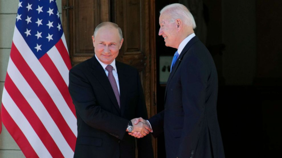 Joe Biden şi Vladimir Putin şi-au strâns mâna înaintea summitului lor de la Geneva