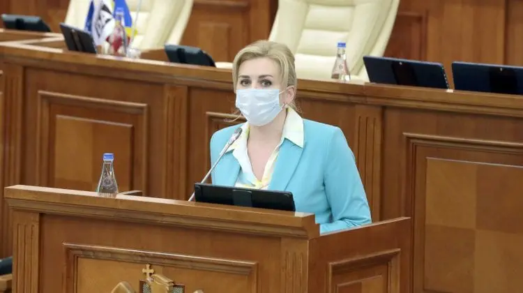 Salariile medicilor vor crește cu 40 la sută, din 1 iulie, datorită unui proiect al Partidului ȘOR