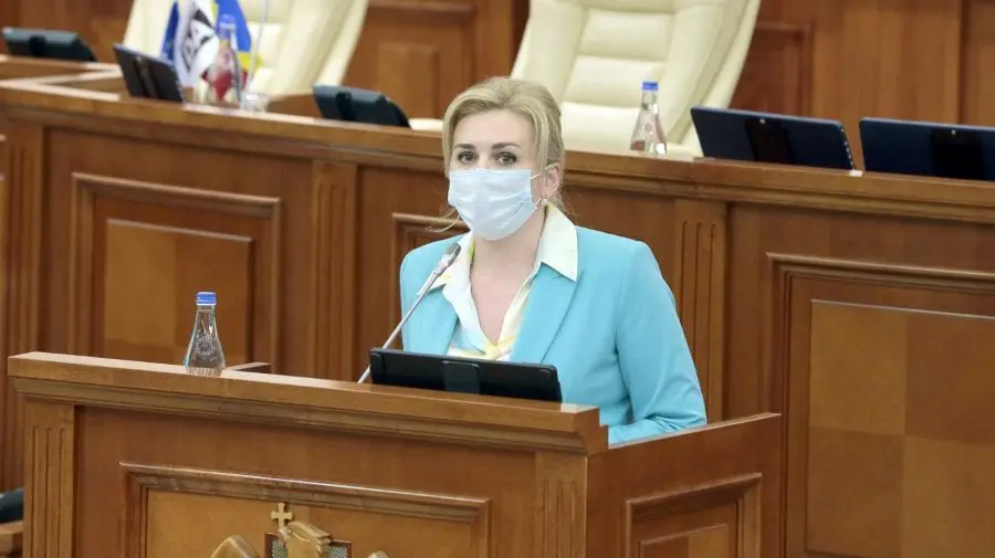 Salariile medicilor vor crește cu 40 la sută, din 1 iulie, datorită unui proiect al Partidului ȘOR