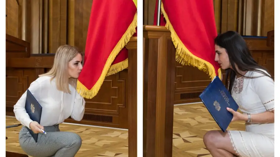 FOTO „Jur solemn să…”! Câțiva angajați ai Cancelariei de Stat au depus, astăzi, jurământul de credință