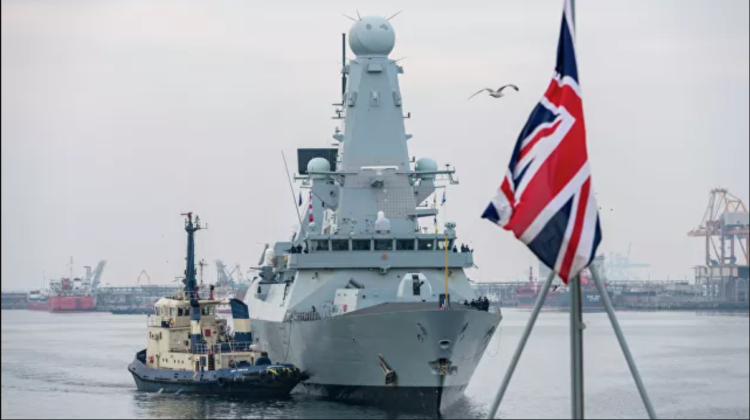 Două nave de luptă NATO au intrat în Marea Neagră