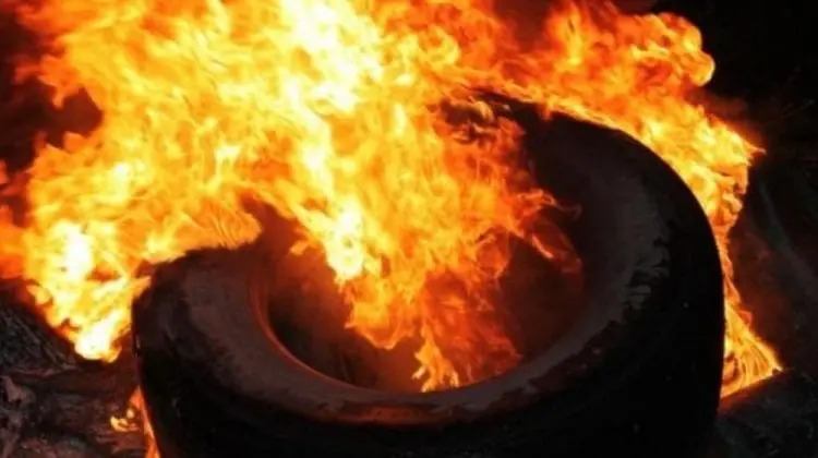 Amenda pe care o riscă moldovenii „dornici” de rug cu anvelope