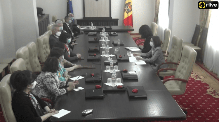 (VIDEO) Surpriza la CSM! Maia Sandu, în vizită la magistrații Consiliului Superior al Magistraturii