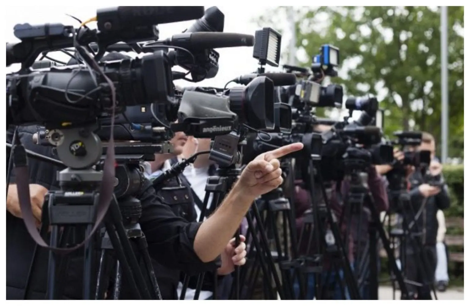 Noua lege privind mass-media, votată de Parlament: Ce schimbări aduce noul Registru