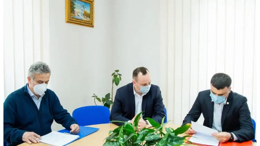 După „mariajul” PSRM-PCRM, reprezentanții blocului au depus actele la CEC