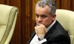 Ședința în dosarul „Furtul miliardului”, reprogramată. Plahotniuc participă online