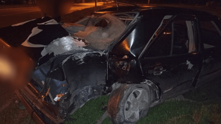 (FOTO) Accident de groază în Capitală! Șoferul a rămas în viață ca prin minune după impact