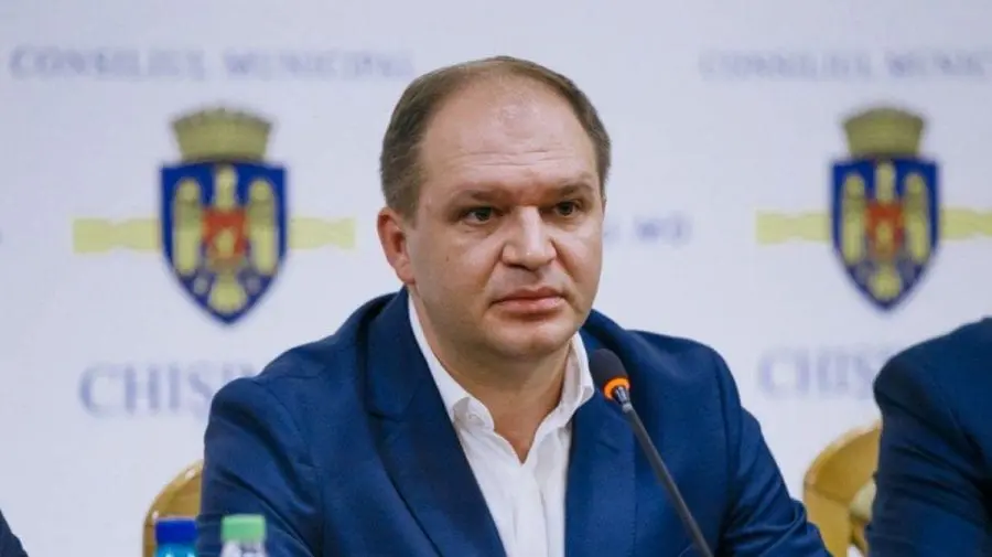 VIDEO Cadrele didactice din Chișinău, scutite de testele obligatorii la COVID-19! Ceban: Decizia CNESP este nulă