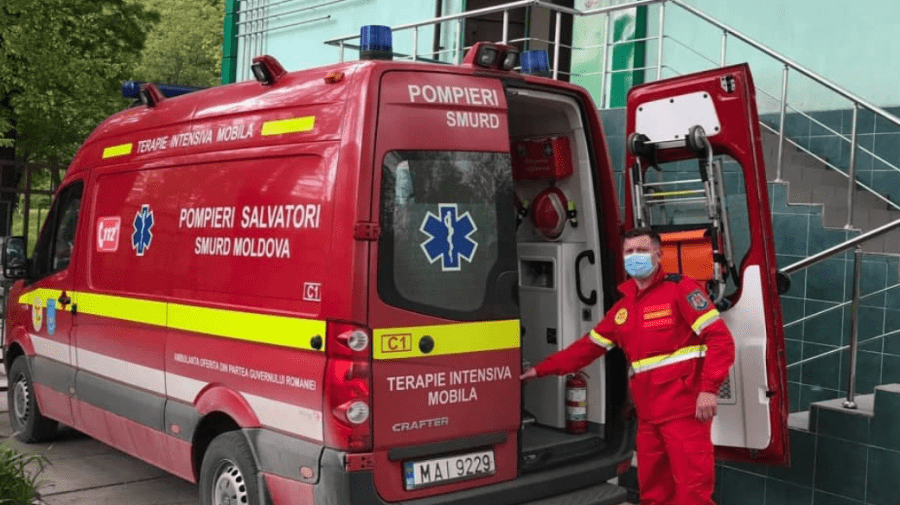(FOTO) Intervenție SMURD: O femeie a fost transportată din Ucraina la Chișinău