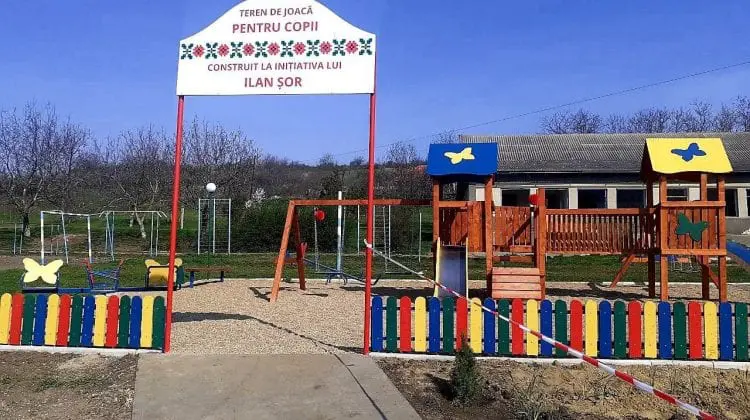 Alte două terenuri de joacă au fost inaugurate de Partidul Politic „ȘOR”. Unde se află acestea