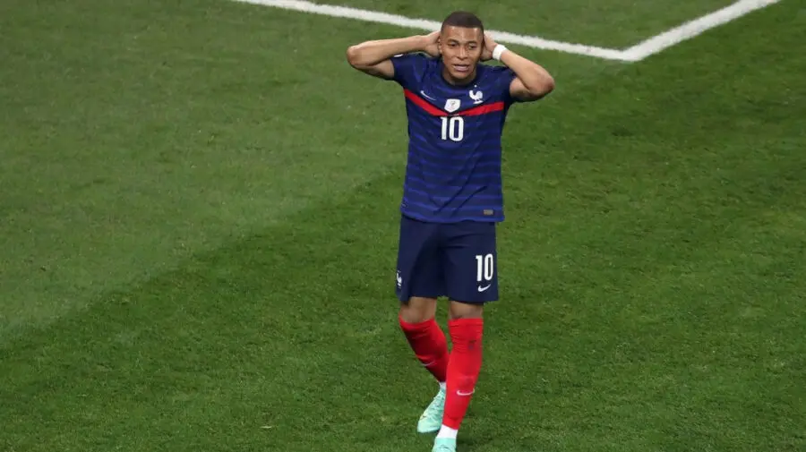 Presa internațională, nemiloasă cu Franța. Ce scrie despre meciul de coșmar al lui Mbappe