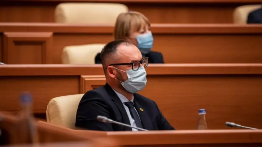 „O victorie a cetățenilor”. Reacția lui Litvinenco la decizia CEC. Câte secții ar urma să se mai deschidă