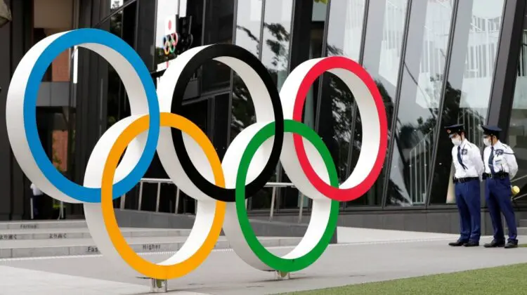 Spectatorii de la Olimpiada din Tokyo nu vor avea voie să strige. Nici măcar să vorbească tare! De ce?