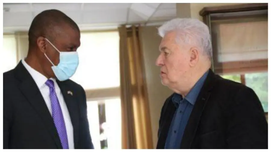 Voronin atacă ambasadorul SUA Dereсk J. Hogan: „Activitate excesivă”, „amestec”, „presiuni”