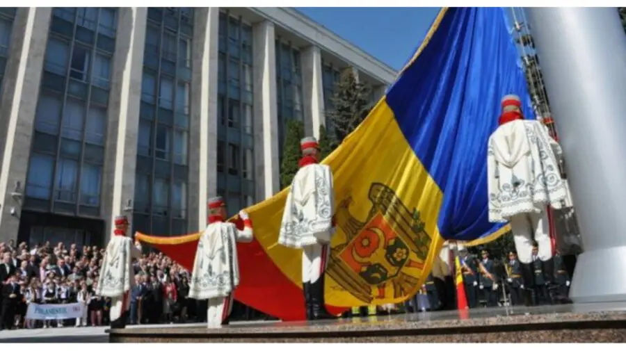 Sărbătoare națională. Marcăm Ziua Suveranității țării. În Muzeul Parlamentului se va regăsi documentul aprobat în 1990