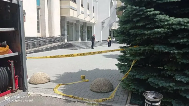 ALERTĂ! Două judecătorii din Capitală, gata să explodeze. Detalii de la poliție