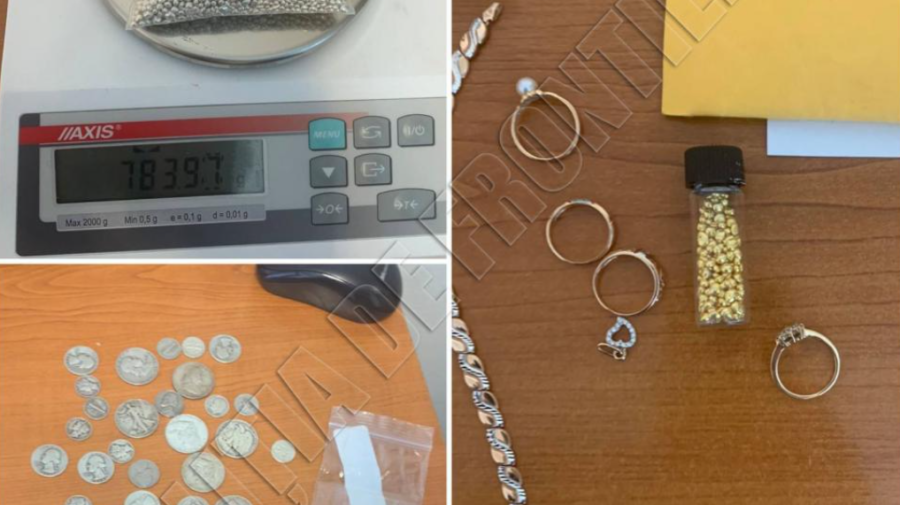 FOTO Conațional, depistat cu obiecte suspecte în bagaj. Ce au depistat oamenii legii
