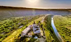 MDED invită reprezentanții sectorului turistic la consultări publice