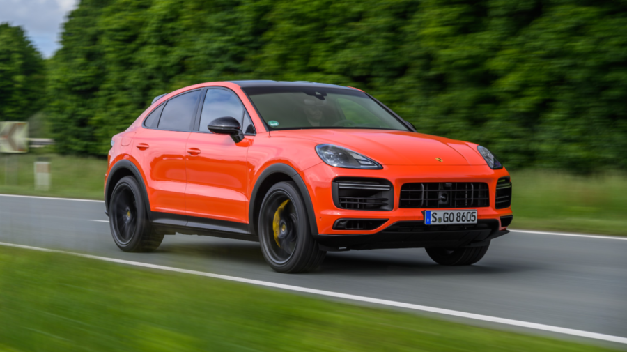 Sechestre în valoare de peste opt milioane de lei. Un Porsche Cayenne, printre bunurile indisponibilizate de ARBI