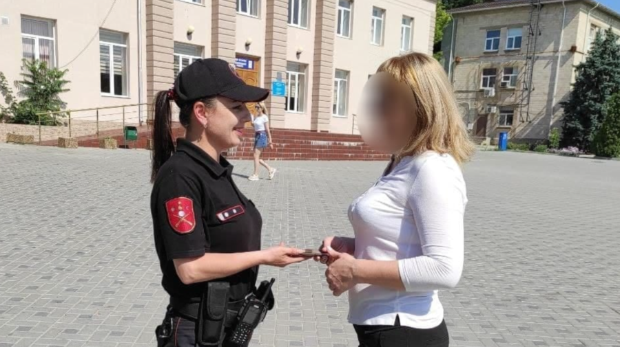 Cât pe ce să rămână fără dispozitiv. Carabinierii au ajutat-o să-și recupereze telefonul mobil