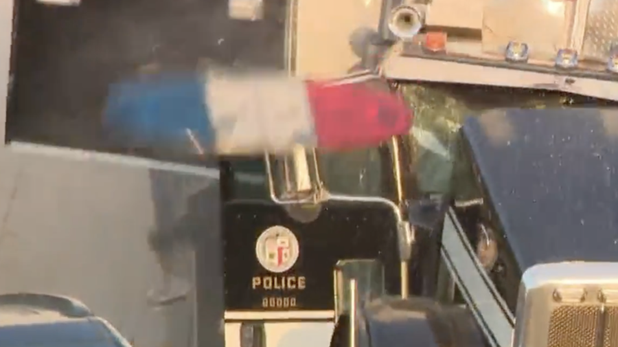 VIDEO Momentul în care un camion plin cu artificii sare în aer! 17 persoane au fost rănite