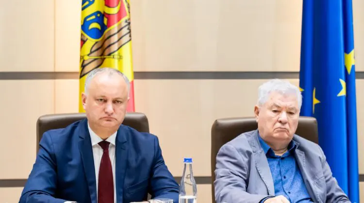 VIDEO/FOTO Vor „o nouă Constituție”. Dodon și Voronin, prezenți la o lansare de carte privind reforma constituțională