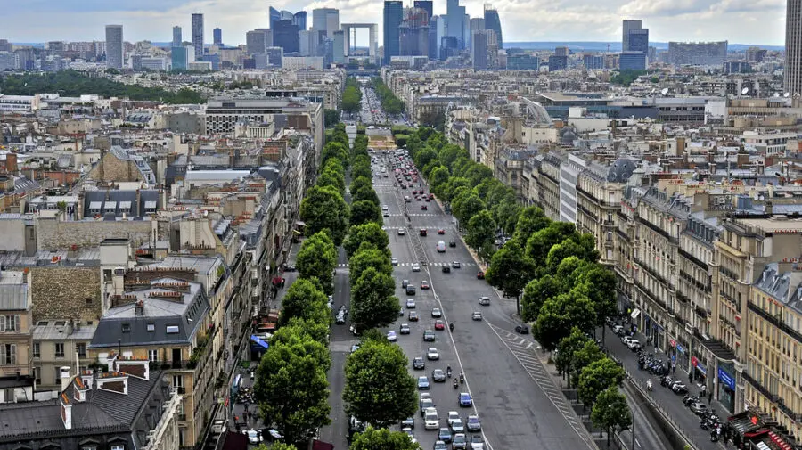 Nu este o glumă! Din 30 august, în tot Parisul se va circula cu 30 km/h