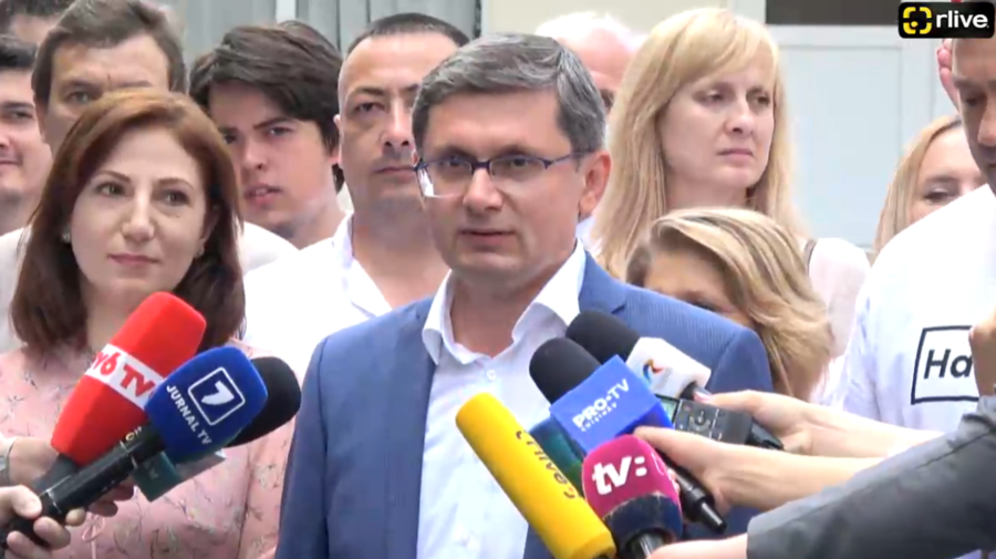 Un fost şef de întreprindere de stat şi-a cumpărat o insulă în Marea Mediterană, Igor Grosu