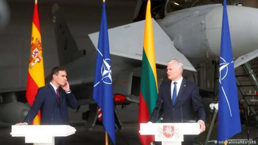 VIDEO Amenințare! Președintele Lituaniei și premierul Spaniei, evacuați dintr-o bază NATO, din cauza unui avion rusesc