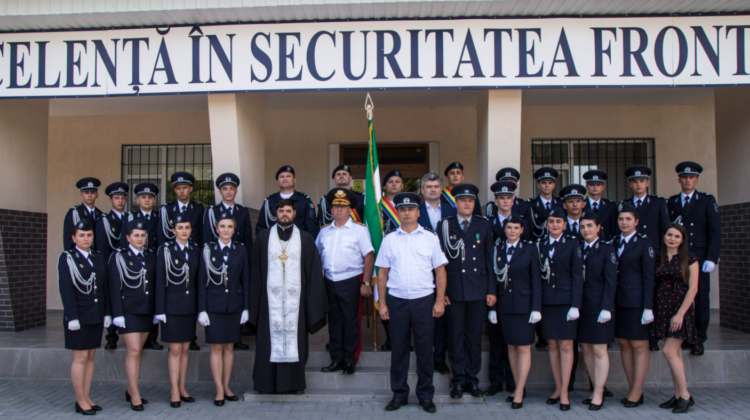 FOTO S-a MĂRIT „familia”. De mâine, 58 de absolvenți vor activa în subdiziviunile de frontieră