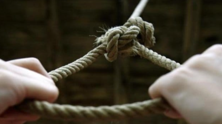 TRAGIC. Un bărbat din Hîncești, găsit FĂRĂ suflare în propria gospodărie