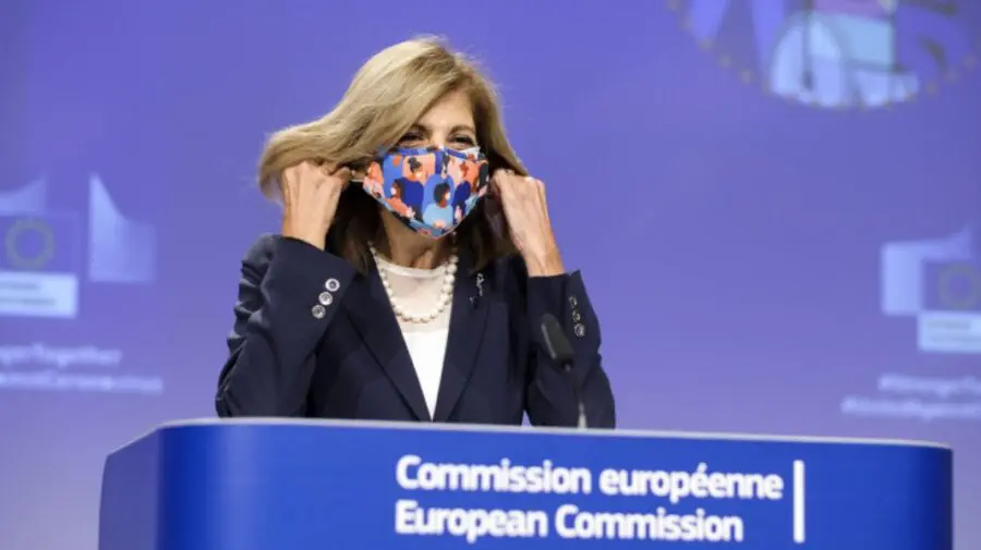 Comisarul european pentru sănătate vine în România. Despre ce vrea să discute în primul rând?