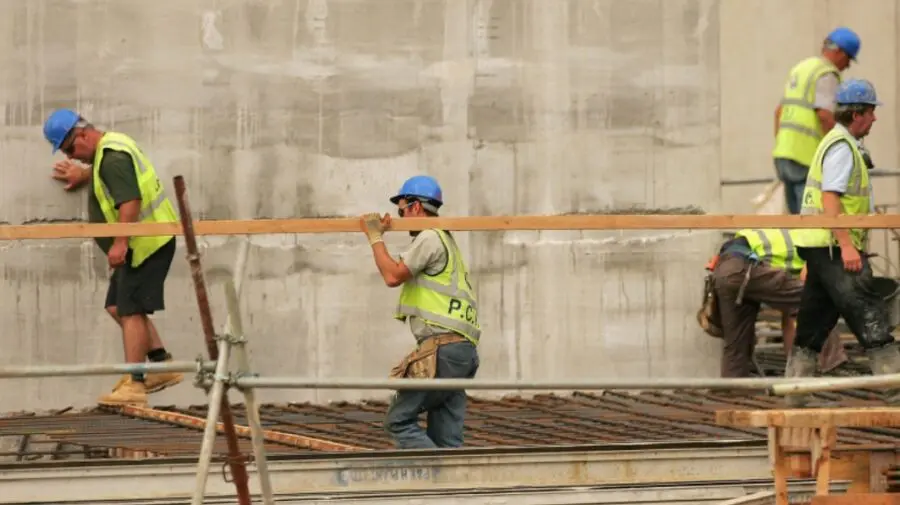 Consiliul Concurenței al țării vecine investighează piața materialelor de construcție după ce au crescut prețurile