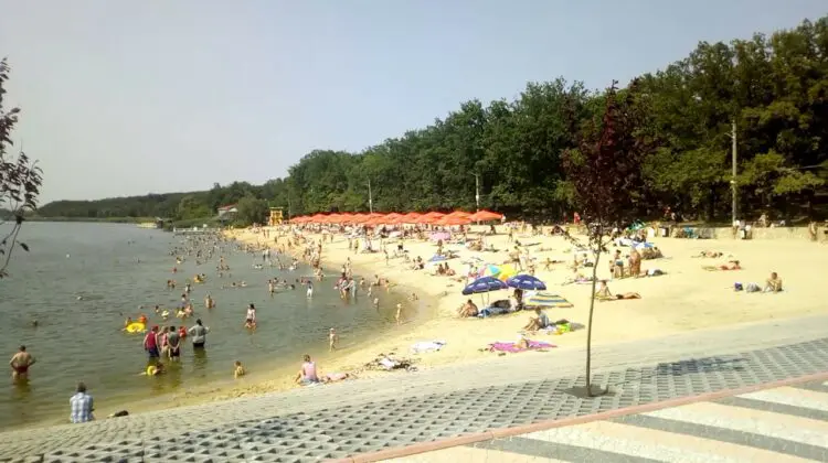 ȘOCANT! Un bărbat a fost găsit fără suflare într-un lac din Orhei! Avea în jur de 30 de ani