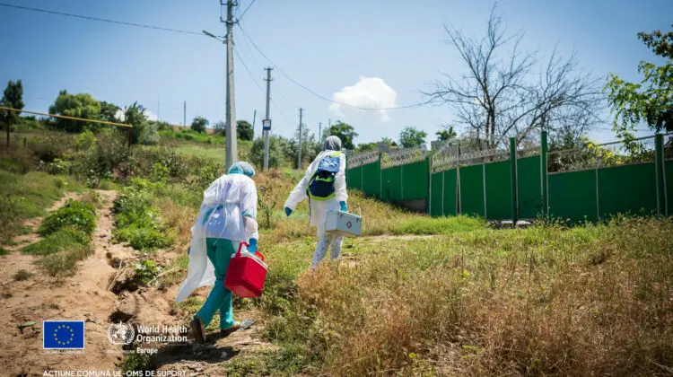FOTO Satul din Cahul cu peste 20% din locuitori vaccinați anti-COVID. Medicul de familie merge din casă în casă