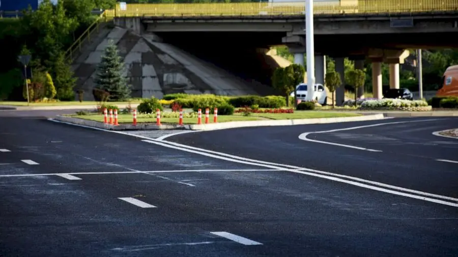 La Orhei, continuă lucrările ample de modernizare a drumurilor
