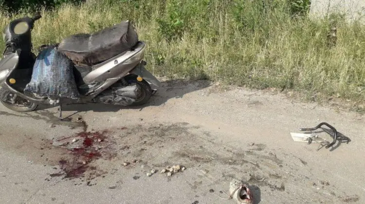 „Responsabil” pe jumătate. A ajuns la spital după ce a derapat cu motocicleta de pe carosabil