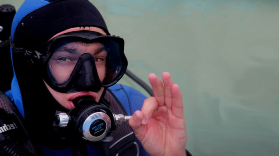 VIDEO Experiență UNICĂ pentru salvatori. Au fost instruiți pentru a deveni scafandrieri