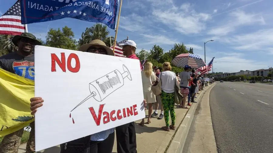 (specialiști) Oamenii care nu se vaccinează sunt „fabrici” de noi variante ale Covid-19
