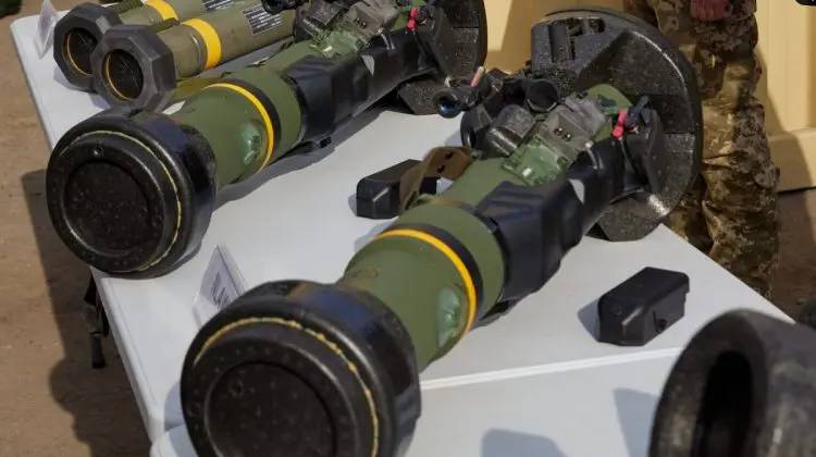 Personalul militar din zeci de țări muncesc zi și noapte pentru a organiza livrarea de arme pentru Ucraina