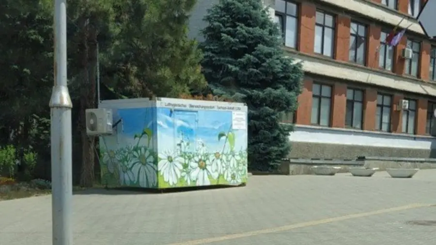 FOTO Moldova trece la standarde europene. A fost lansată prima stație de monitorizare a calității aerului din trafic