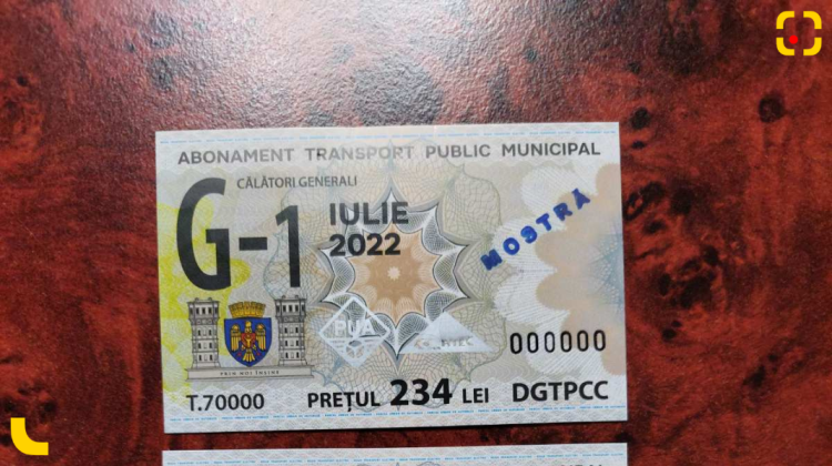 VIDEO Goana după economii! Chișinăuienii au luat cu asalt gheretele unde se vând abonamente pentru transportul public