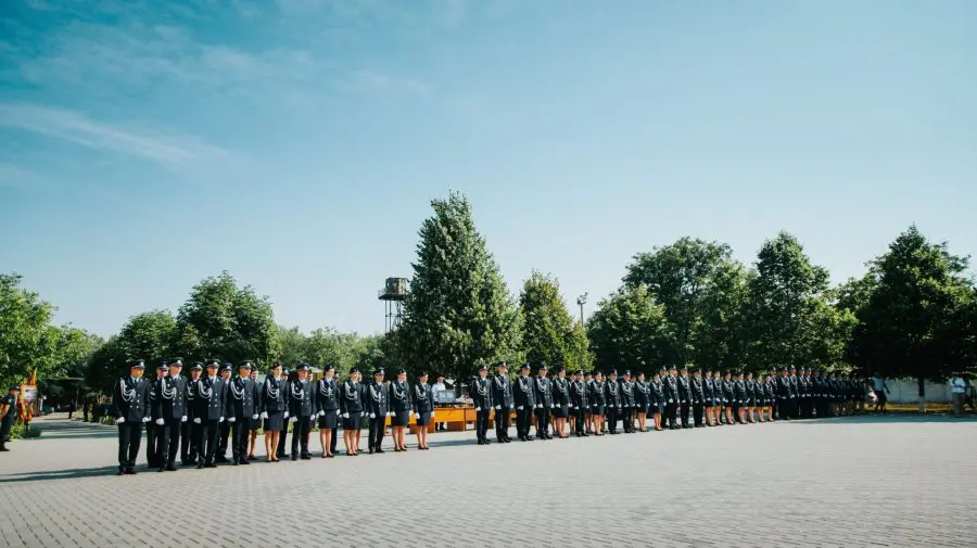 FOTO Mari emoții la CESF! Cea de-a 14 promoție de viitori polițiști de frontieră a depus jurământul