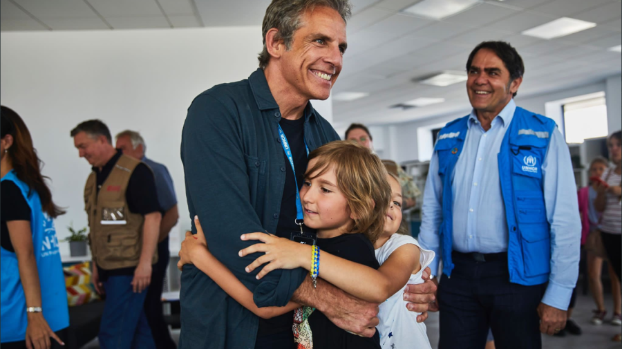 FOTO, VIDEO Încă un star de la Hollywood a ajuns în Ucraina. Actorul Ben Stiller a fost surprins pe străzile din Lvov