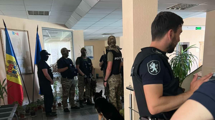 N-au găsit nimic! Autorul alarmei false de la Judecătoria Chișinău, sediul Buiucani riscă să facă pușcărie