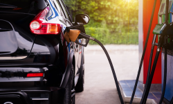 Noi scumpiri la pompă! Cât vor costa pe 3 septembrie carburanții